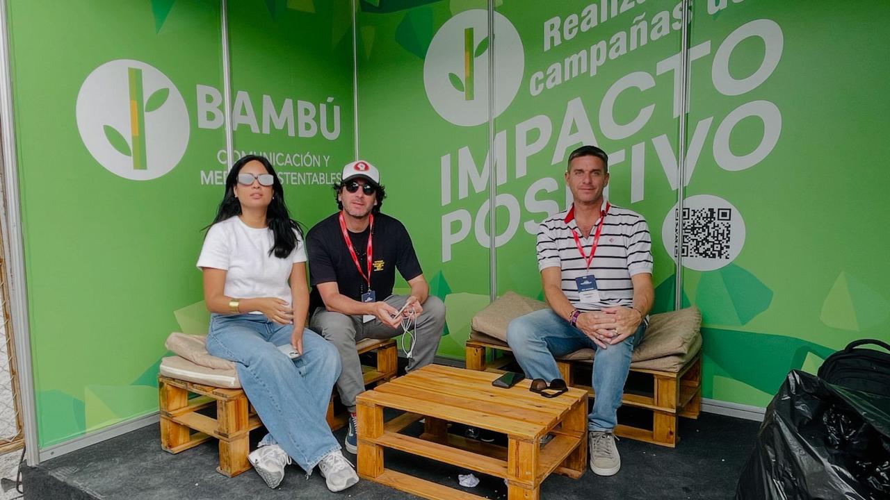 Stand Expo Peru Sostenible. Lic Francisco Fariña y equipo